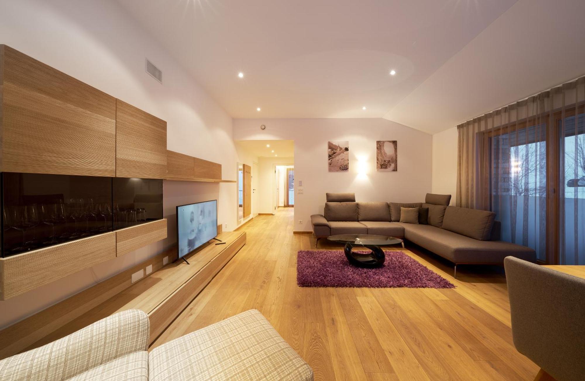 Grischuna Mountain Lodge ซัมเนาน์ ภายนอก รูปภาพ